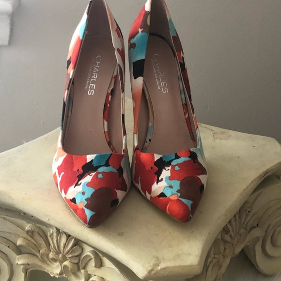 Charles David, women pumps - Picture 4 of 5